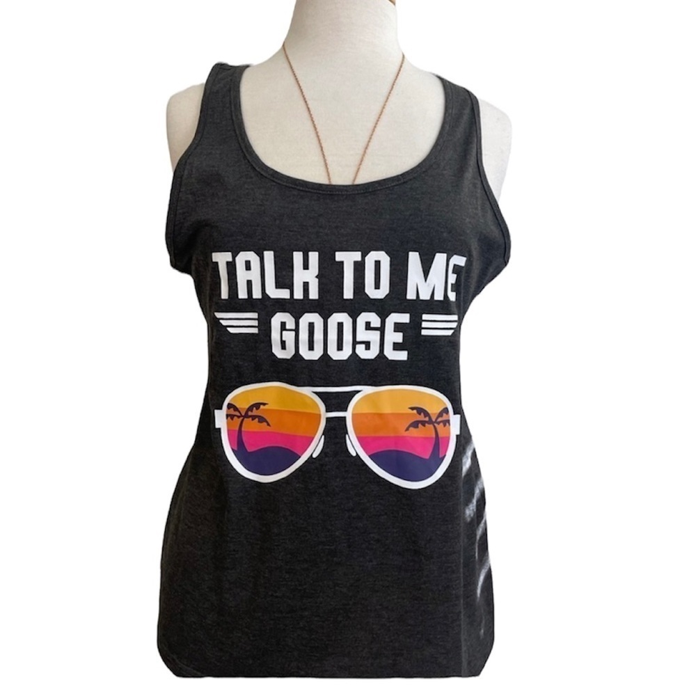 ‘Talk to me Goose’ tank top🔥NWOT - Picture 1 of 4